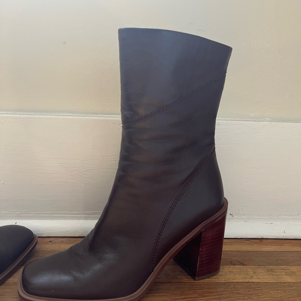 Franco Sarto Heeled Brown Leather Women's Boots, 60s 70s mid-century
